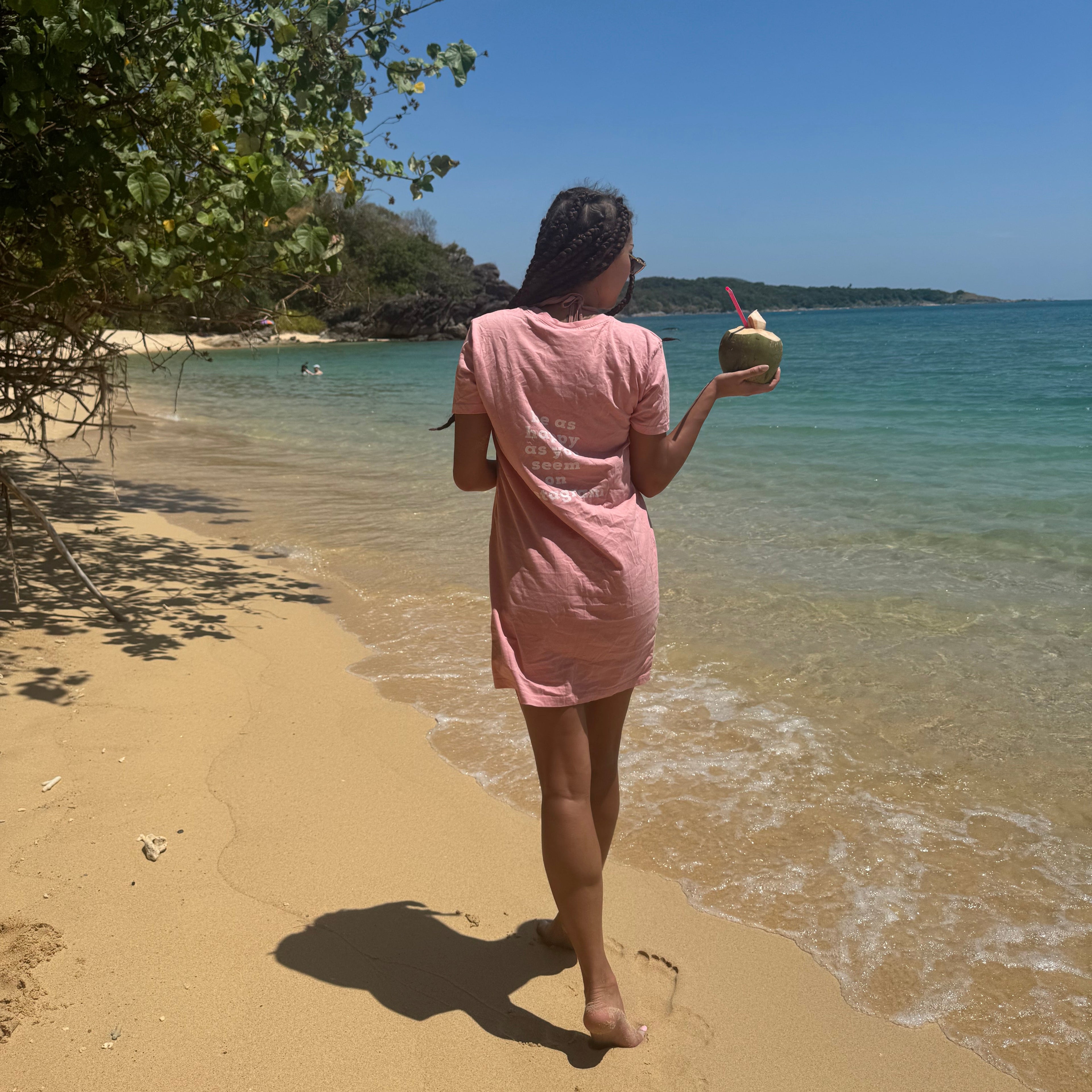 ДАМСКА РОЗОВА ТЕНИСКА