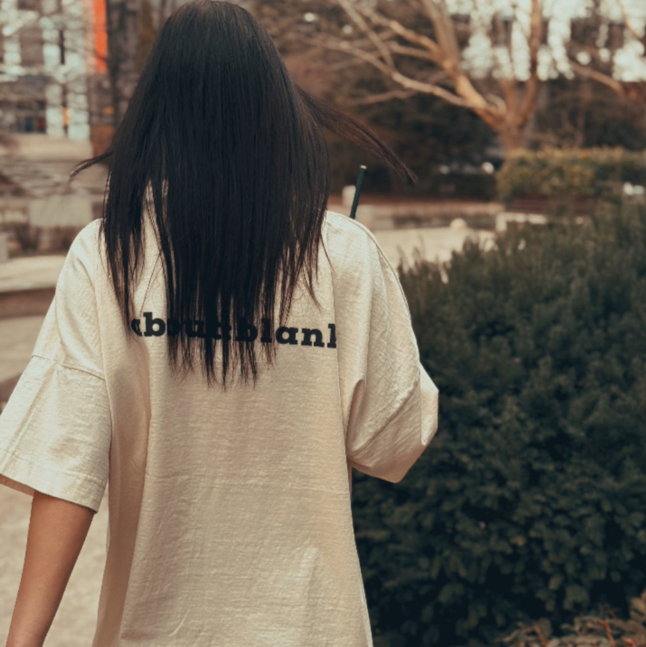 БЕЖОВА ОВЪРСАЙЗ ТЕНИСКА